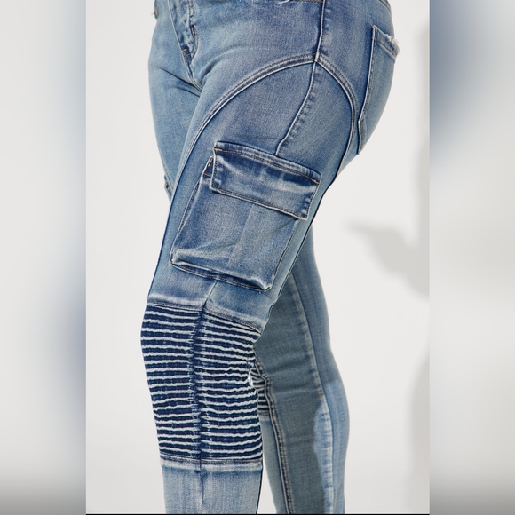 Pants - Picture 2 of 8